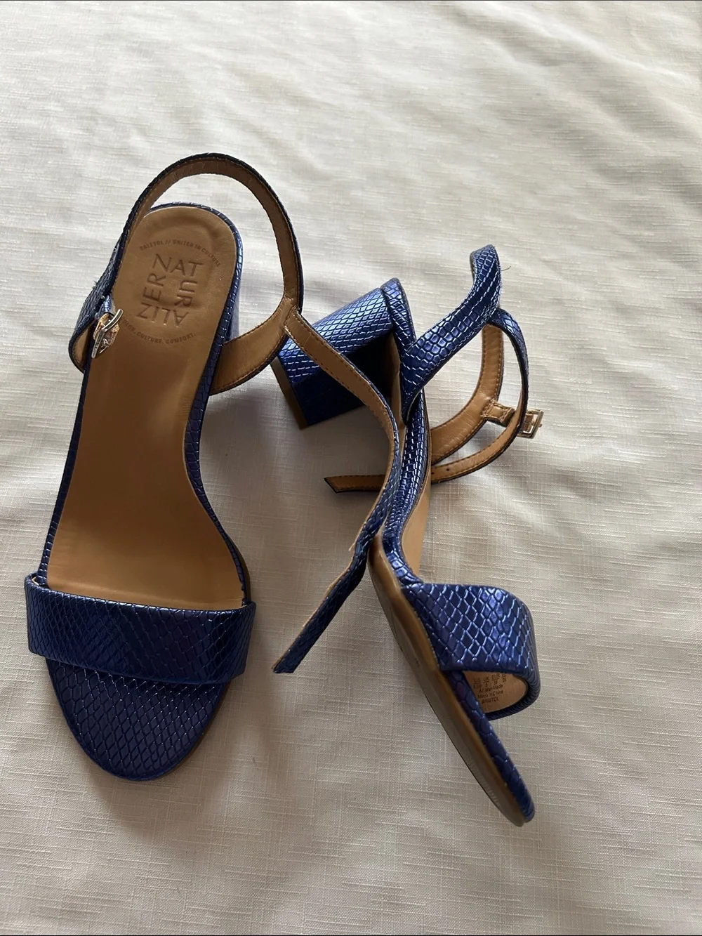 Naturalizer Navy Textured Slingback Heels